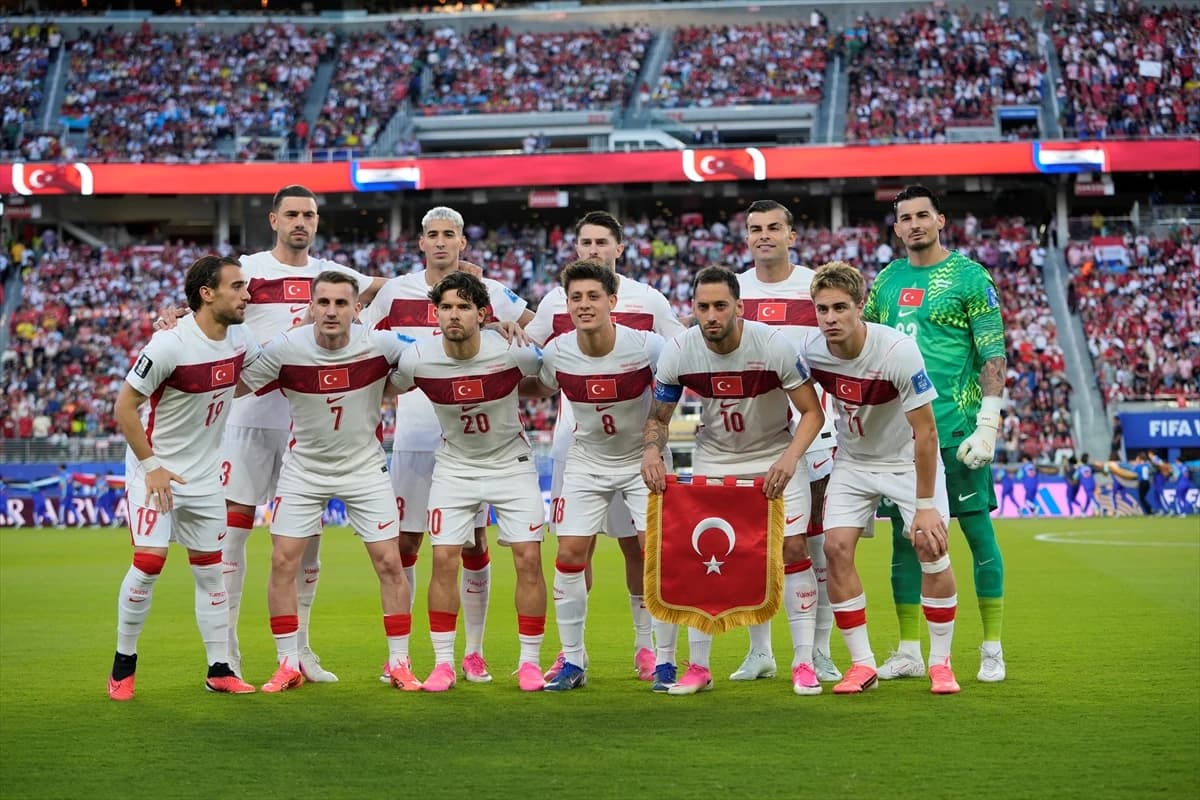 Paraguay mağlubiyetiyle elenen A Milli Takım'da Vincenzo Montella'dan çarpıcı açıklamalar