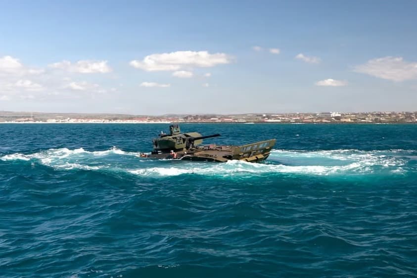 ABD Deniz Piyadeleri ARV testlerini tamamladı