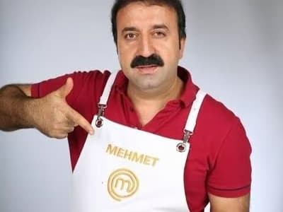 Şırdancı Mehmet, aracıyla kadına çarptı