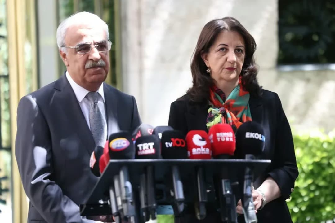DEM Parti Öcalan'ın mesajını paylaştı! 
