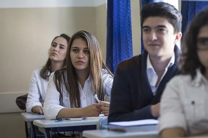 Liselerde madde ve tütün bağımlılığı taraması başlıyor