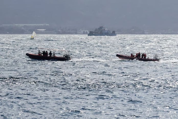 Endonezya'da facia: 65 kişiyi taşıyan feribot battı