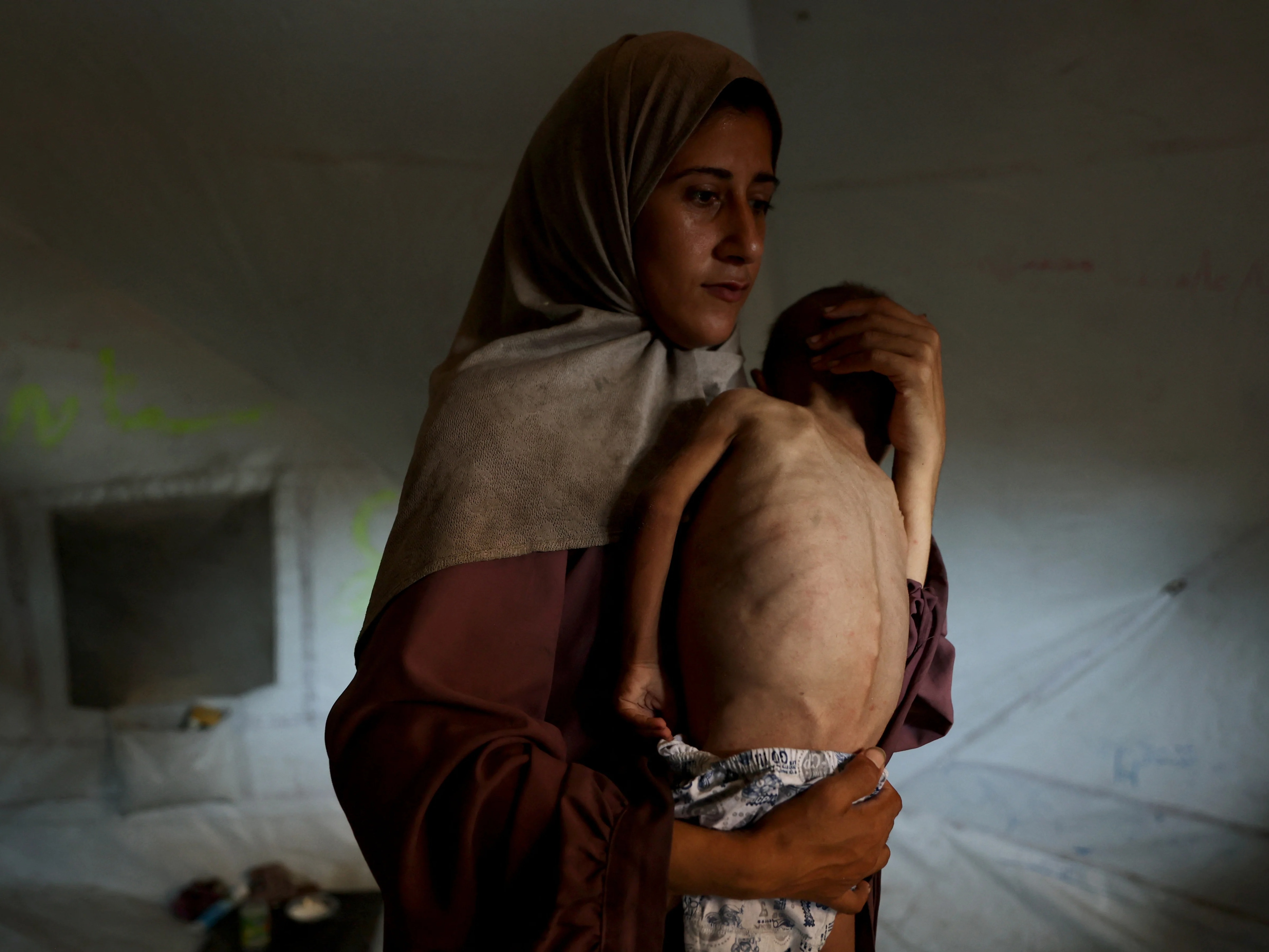 Aid Reaching Strip ‘Not Enough for 1% of Population