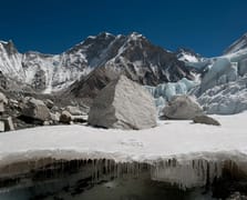 Himalayalar'da kar yağışları son 23 yılın en düşük seviyesinde 