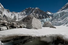 Himalayalar'da kar yağışları son 23 yılın en düşük seviyesinde 