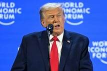 Trump’tan Davos’ta Grönland resti: Ya evet dersiniz ya da bunu unutmayız!