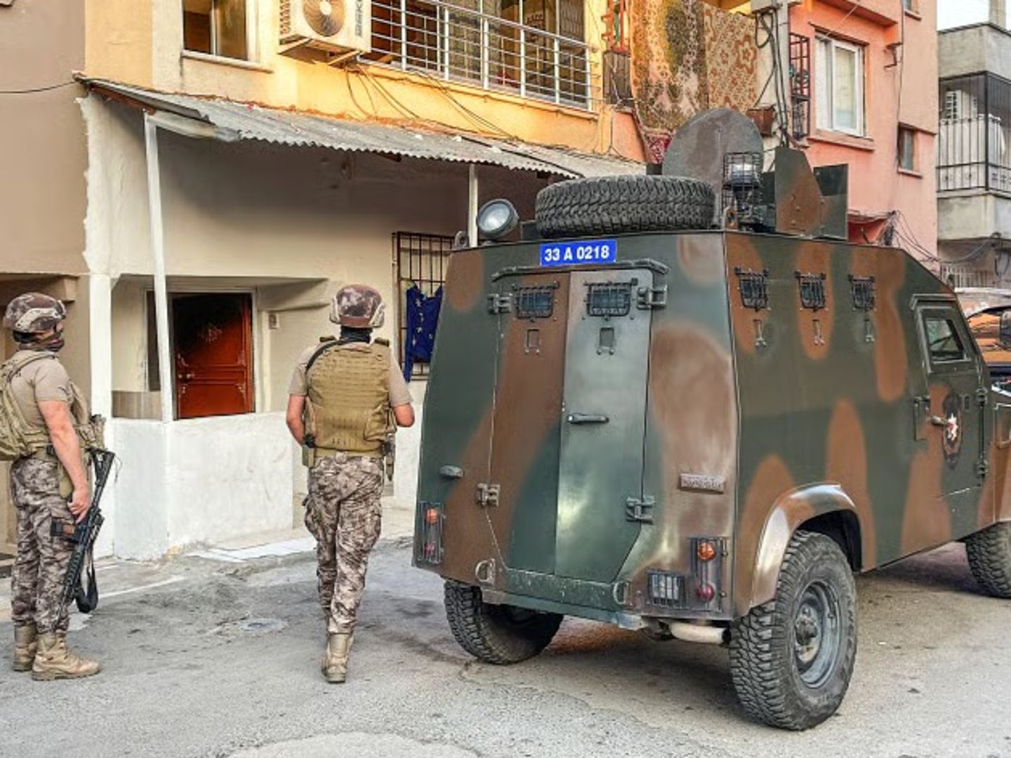 Dışişleri Bakanlığı FETÖ yapılanmasına operasyon: 6 ilde 10 gözaltı 