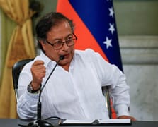 Petro'dan ABD'ye sert petrol eleştirisi