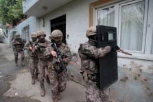 Adana merkezli 7 ilde dev eroin operasyonu: 825 kg eroin ele geçirildi, 30 gözaltı