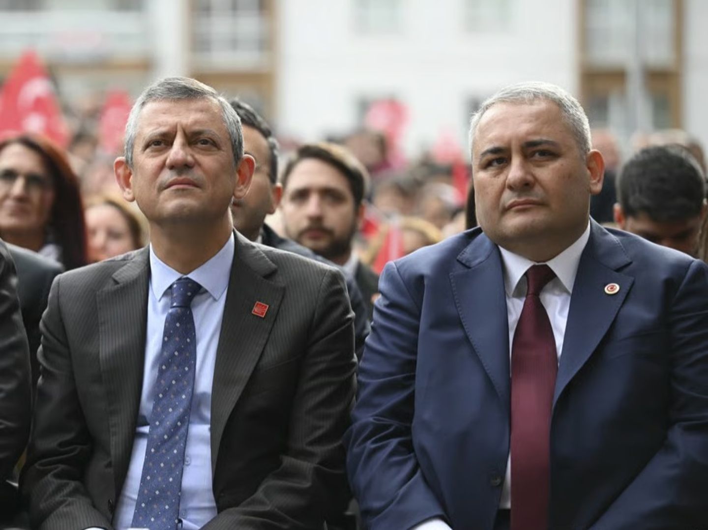 Mesut Özarslan ve Özgür Özel arasında küfür polemiği! Mesajları tek tek anlattı