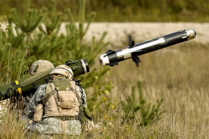 Hindistan’dan Javelin füzesi hamlesi