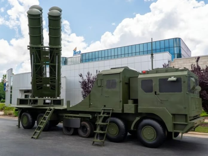 ABD’li şirket, Çin menşeli HQ-22 hava savunma sisteminin gerçeğe çok yakın muadilini üretti