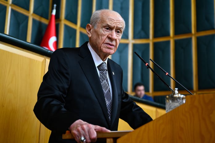 Bahçeli'den İmralı önerisi: Komisyon gitsin, mesajları alınsın 
