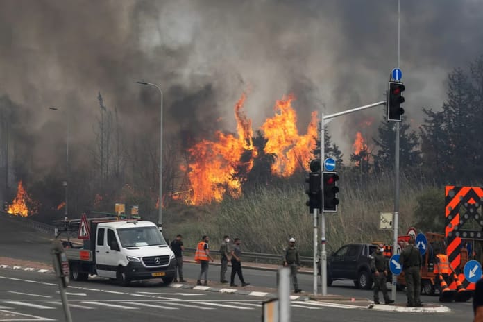 Alevler İsrail'i Kuşattı: İç hesaplaşma başladı 