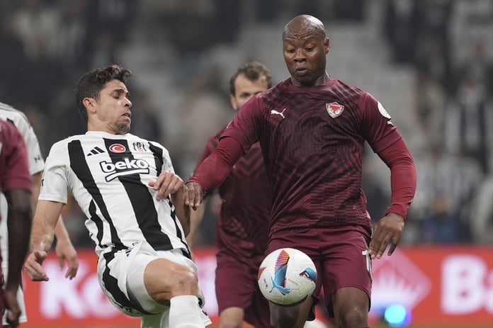 Beşiktaş farklı kazandı