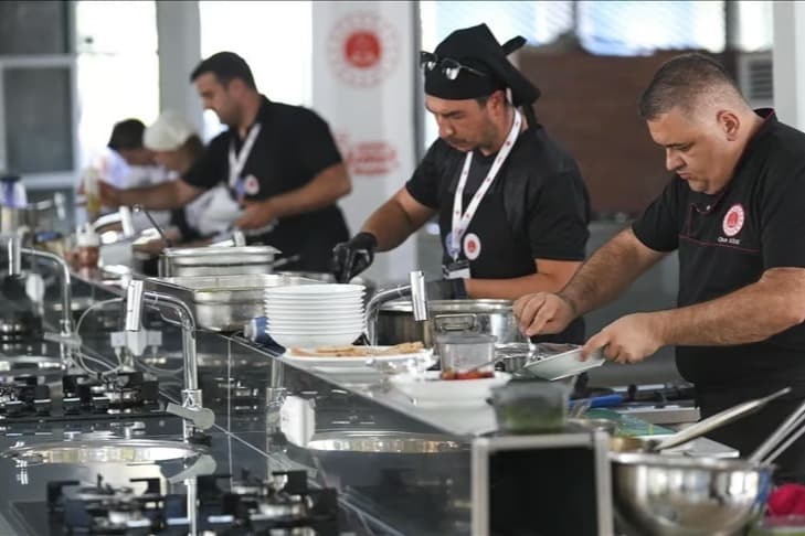 İtalyan gelatosunu ve Fransız kreplerini geride bıraktı! Dünyanın en iyi tatlısı Türkiye'den çıktı