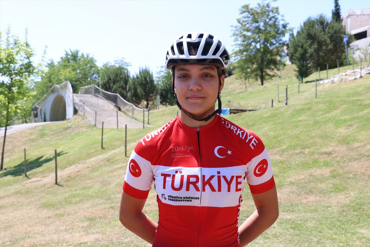 Uluslararası bisiklet arenası Sakarya'da buluştu: UCI Dağ Bisikleti Eliminatör Dünya Şampiyonası'nın yeni durağı Ayçiçeği Bisiklet Vadisi