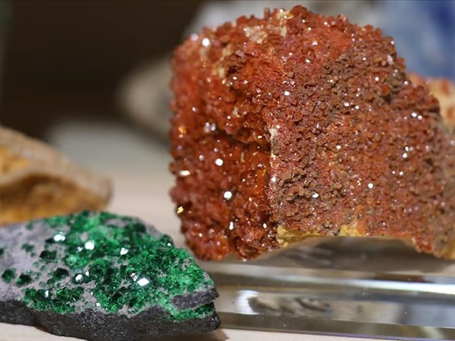 Kaçak değerli taş ve pırlanta ticaretine dev operasyon: 35 gözaltı