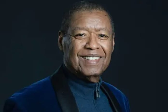 Gospel müziğin efsanesi Ron Kenoly hayatını kaybetti