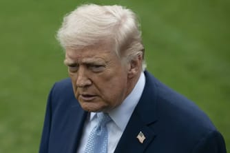 Trump Steps Back, Halts Iran Strikes for 10 Days