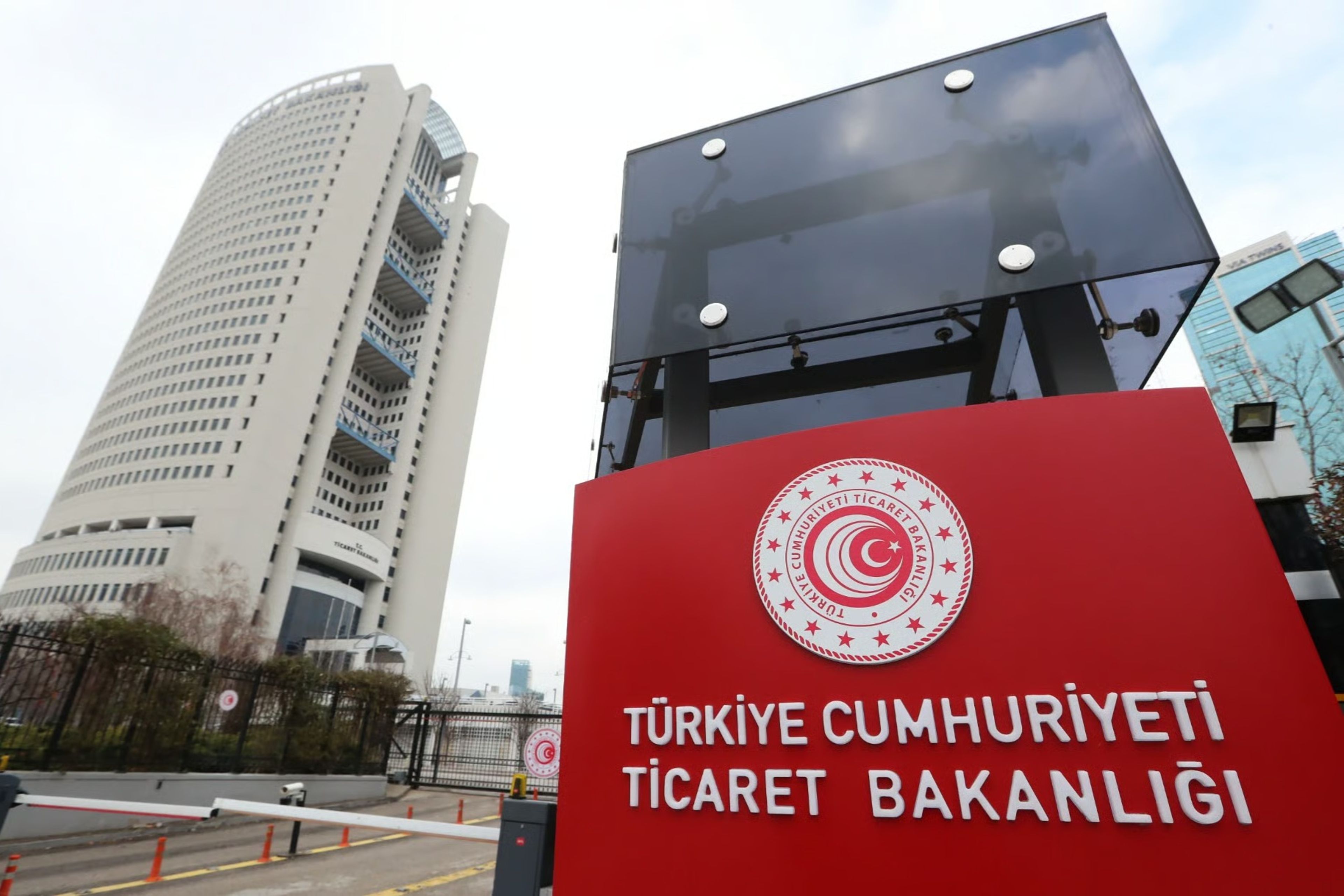 Ticaret Bakanlığı'ndan CHP'ye "İsrail ile ticaret" tepkisi! 