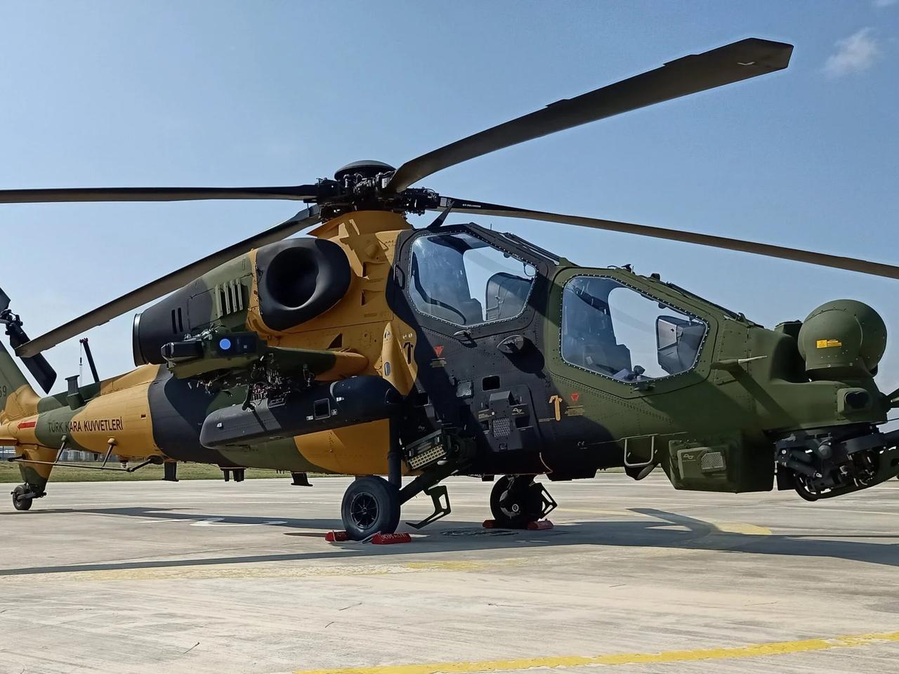 Türkiye'den Somali'ye T-129 Atak teslimatı