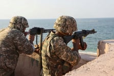 İranlı komutan ABD'ye rest çekti: Ordu teyakkuz halinde