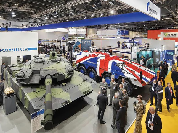 İngiltere, İsrailli yetkililere Londra’daki silah fuarına katılım yasağı getirdi