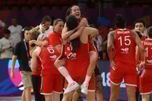 A Milli Kadın Basketbol Takımı, EuroBasket'te ev sahibi Yunanistan'ı yenerek adını çeyrek finale yazdırdı