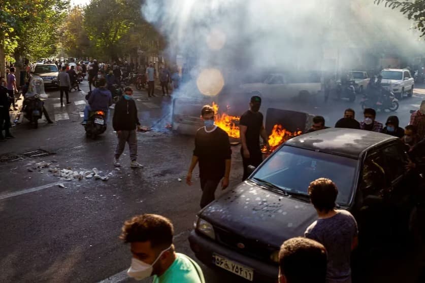 İran'daki rejim karşıtı protestolarda ölü sayısı 4 bin 29’a yükseldi