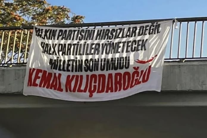 CHP'nin Kadıköy mitingi öncesi Kılıçdaroğlu pankartı asıldı