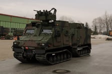 BAE Systems, BvS10 zırhlı araçlarının ilk teslimatlarını gerçekleştirdi