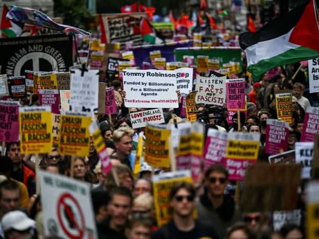Londra ikiye bölündü: Sağcılar ve karşıtları sokaklarda