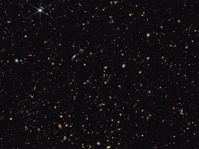 Evrenin ilk galaksilerinin görüntüleri ortaya çıktı