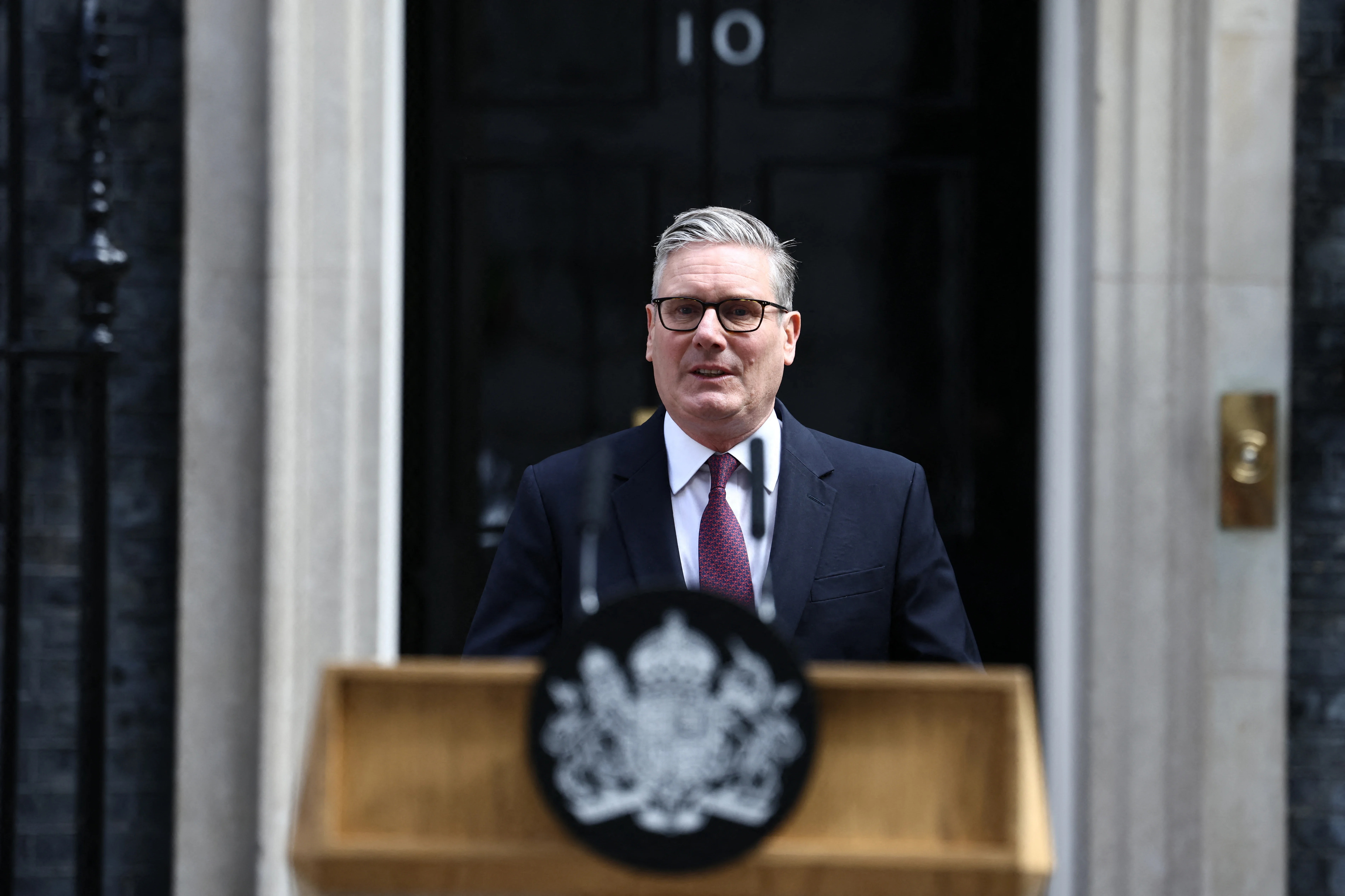 UK Prime Minister Keir Starmer Resigns After Burnham Win