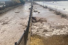 Van'da sağanak yağış sel oldu: İki mahalle su altında kaldı