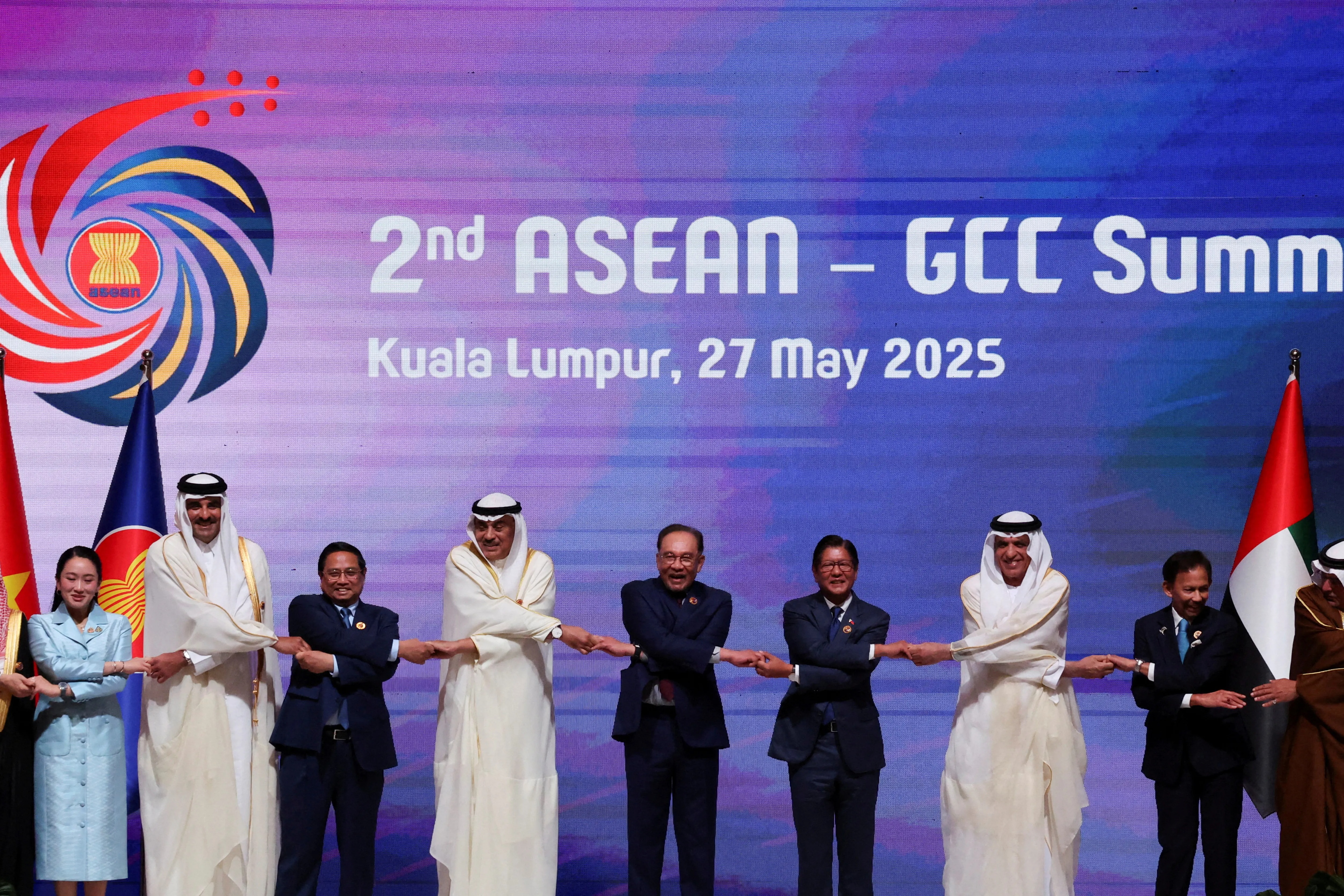 Gulf States and China Take Lead at ASEAN Summit Amid U.S. Trade Tensions