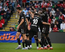 Beşiktaş'tan İrlanda'da gol yağmuru, Abraham'dan Hat-trick: En farklı deplasman galibiyeti