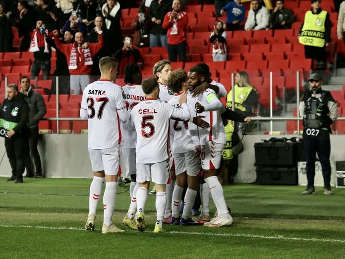 Samsunspor evinde avantajı kaybetti: Tur şansı rövanşa kaldı