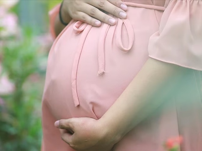 Doğum izni ve çocuk korumada yeni dönem: Kanun teklifi komisyondan geçti