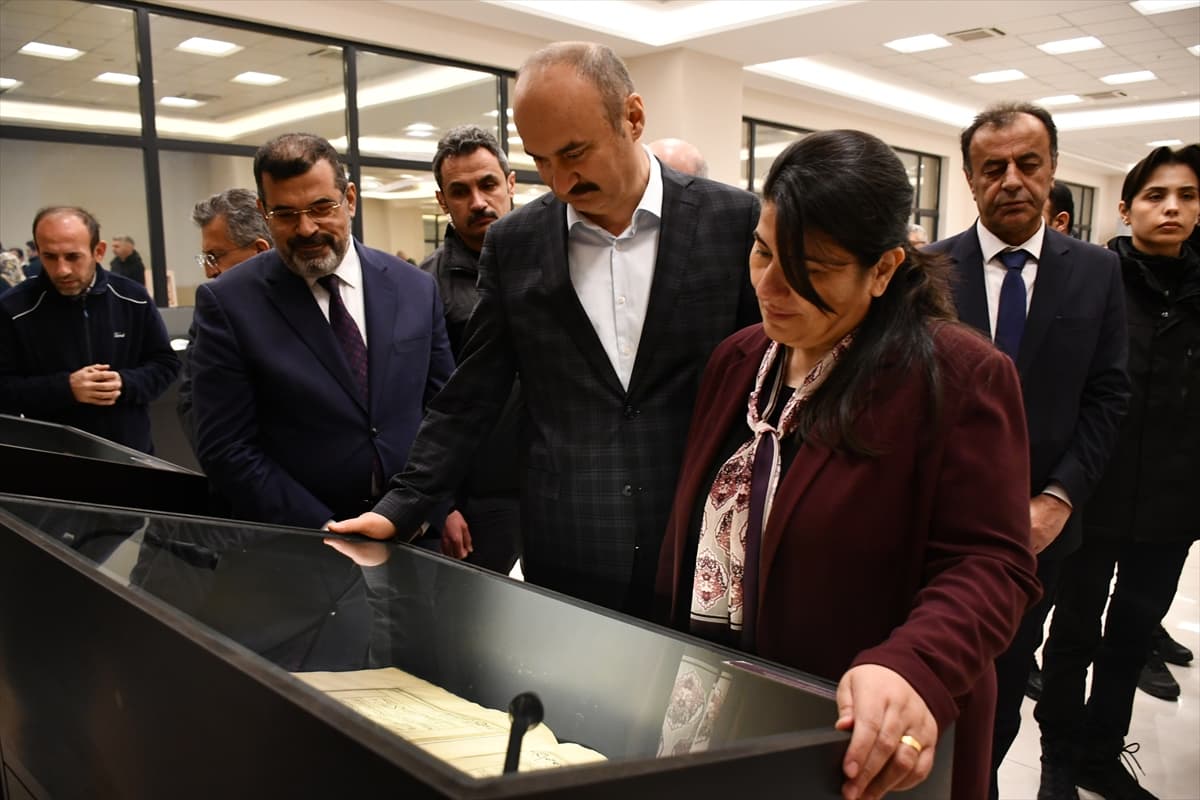 El yazması Kur’an-ı Kerimler sergide buluştu