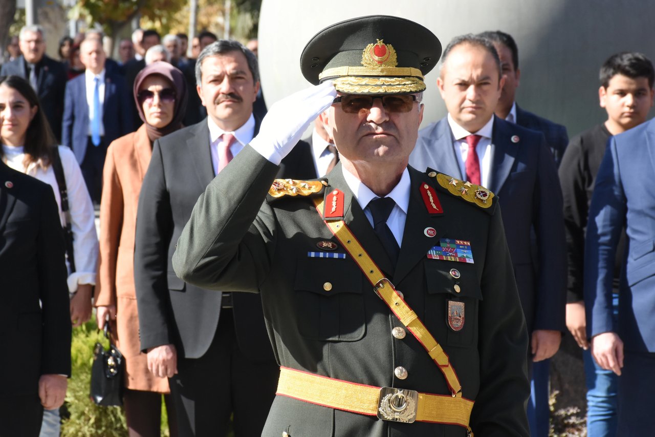 Yeni Kara Kuvvetleri Komutanı Metin Tokel