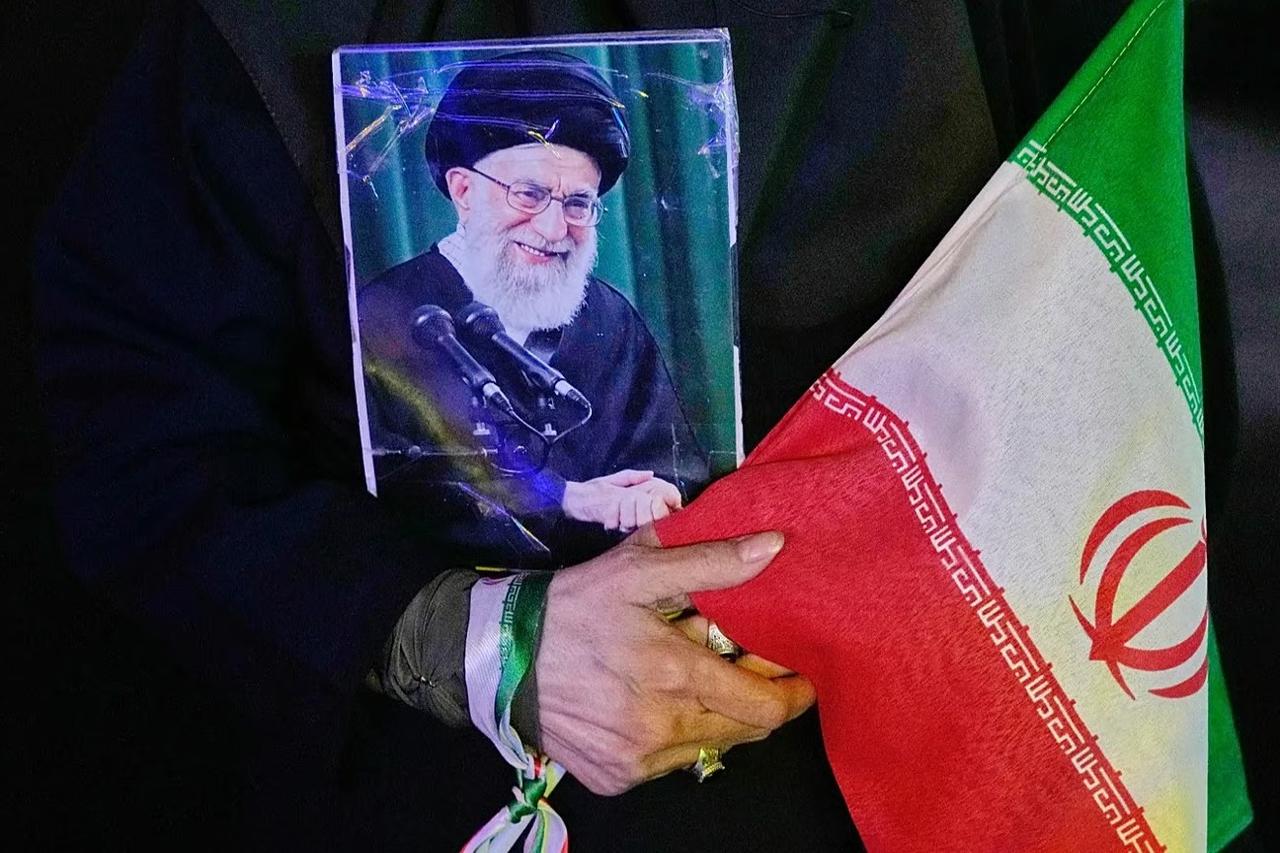 İranlı generalden Hamaney için intikam mesajı