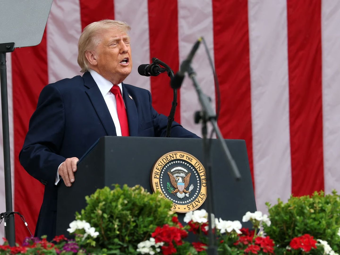 Donald Trump İsrail Başbakanı Netanyahu'ya küfür ettiğini doğruladı