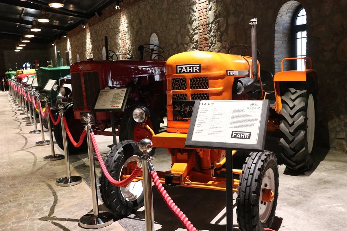 Otomobil ve traktör müzesine 4 ayda 50 bin ziyaretçi
