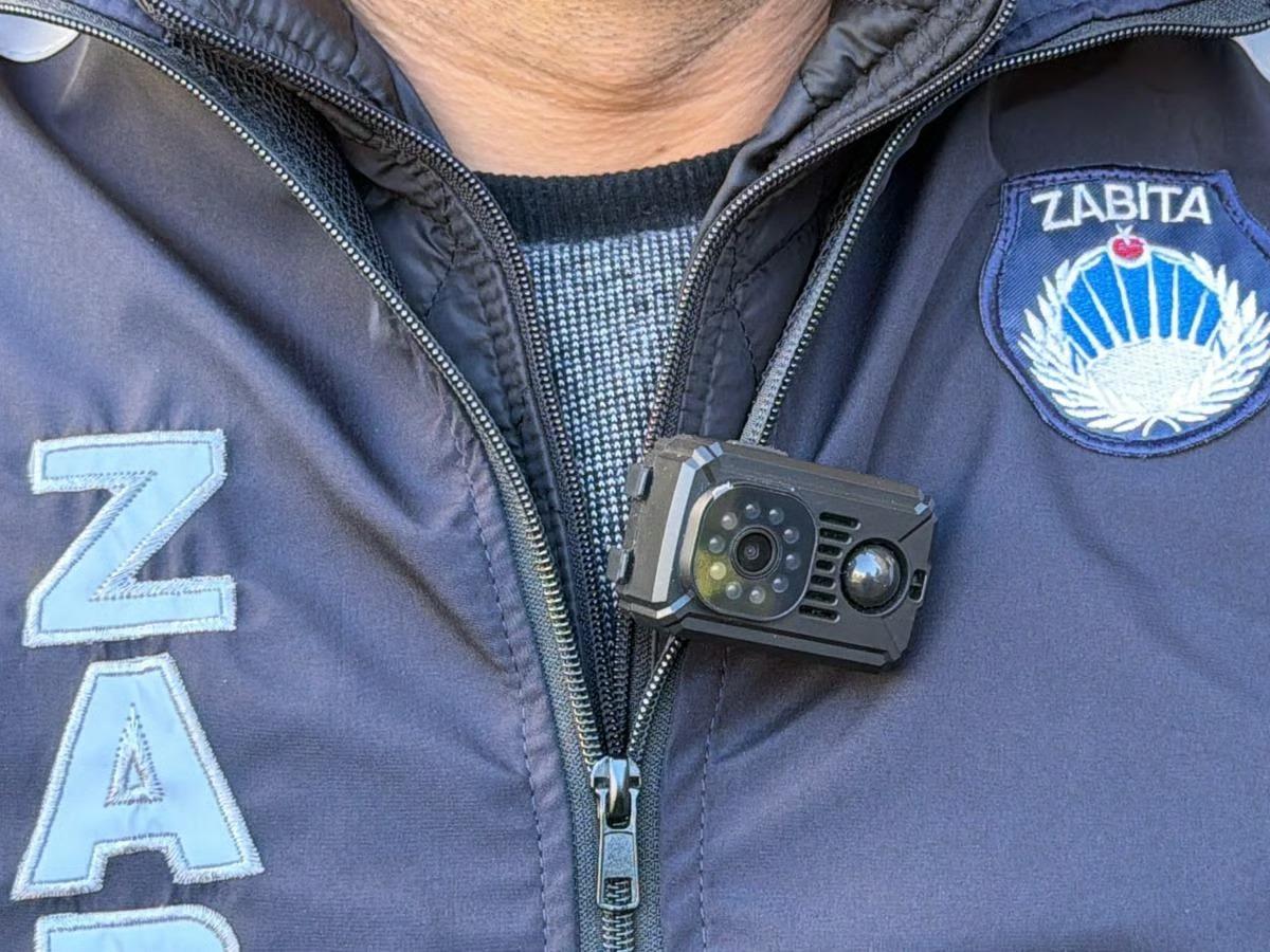 Bakırköy Belediyesinde bir zabıta gözaltına alındı