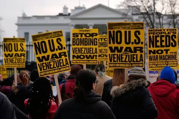 Beyaz Saray önünde Venezuela protestosu