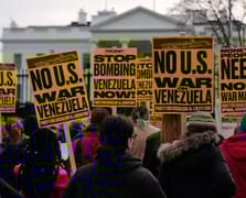 Beyaz Saray'ın önünde Maduro'nun tutuklanması protesto edildi