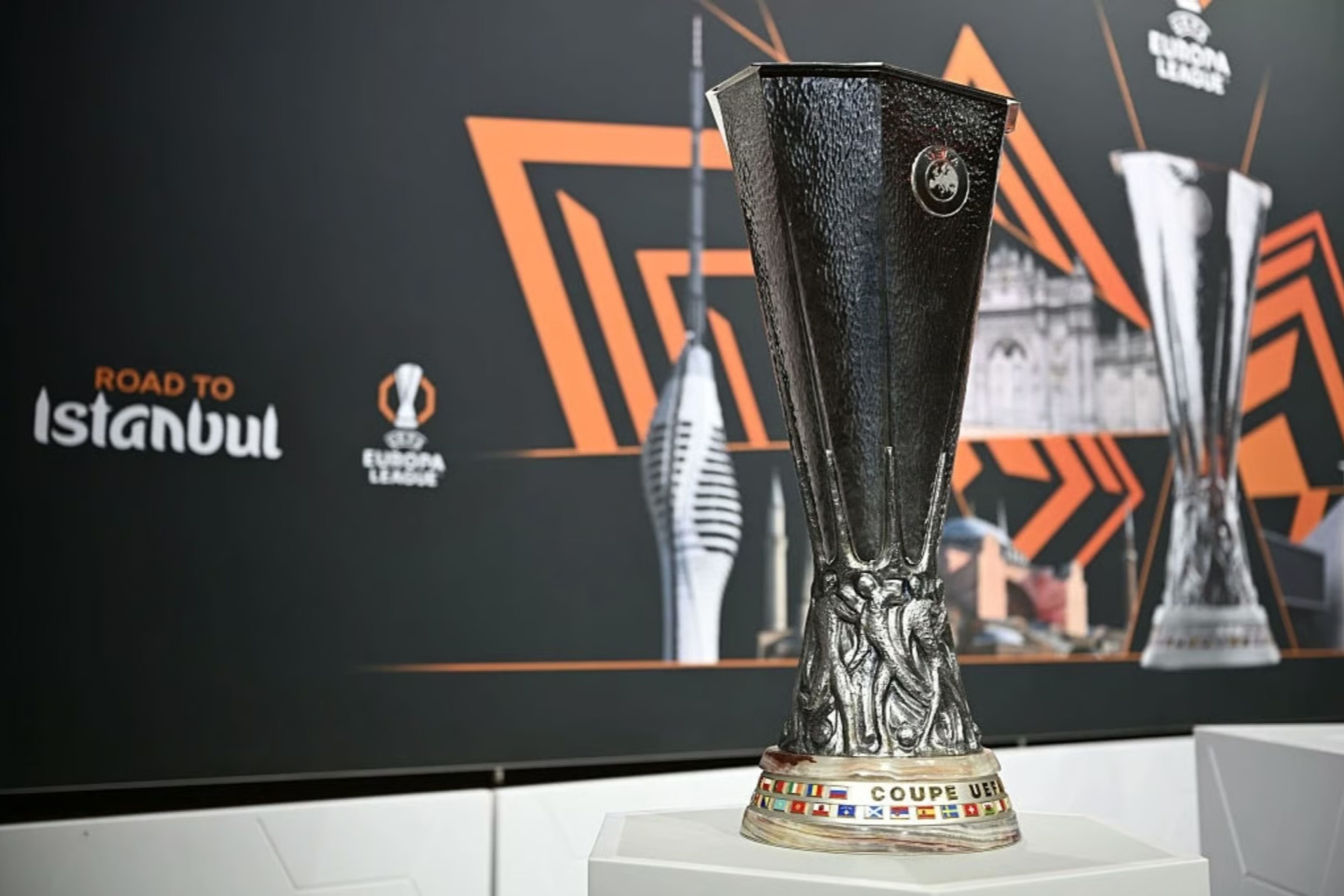 UEFA Avrupa Ligi'nde yarı final rövanş heyecanı: Finalistler netleşiyor