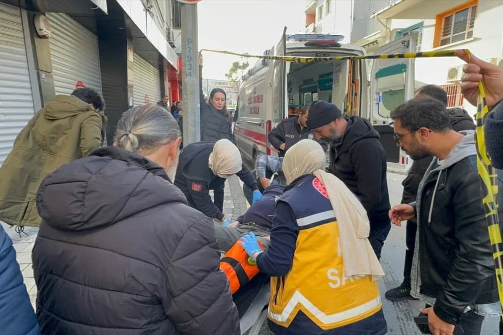 YRP’li başkan gazeteciyi bacağından vurdu 